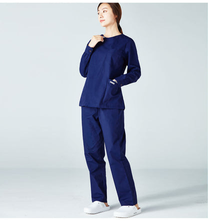 Doctor Wearing Long-sleeved Surgical Gown Female Dentist Overalls